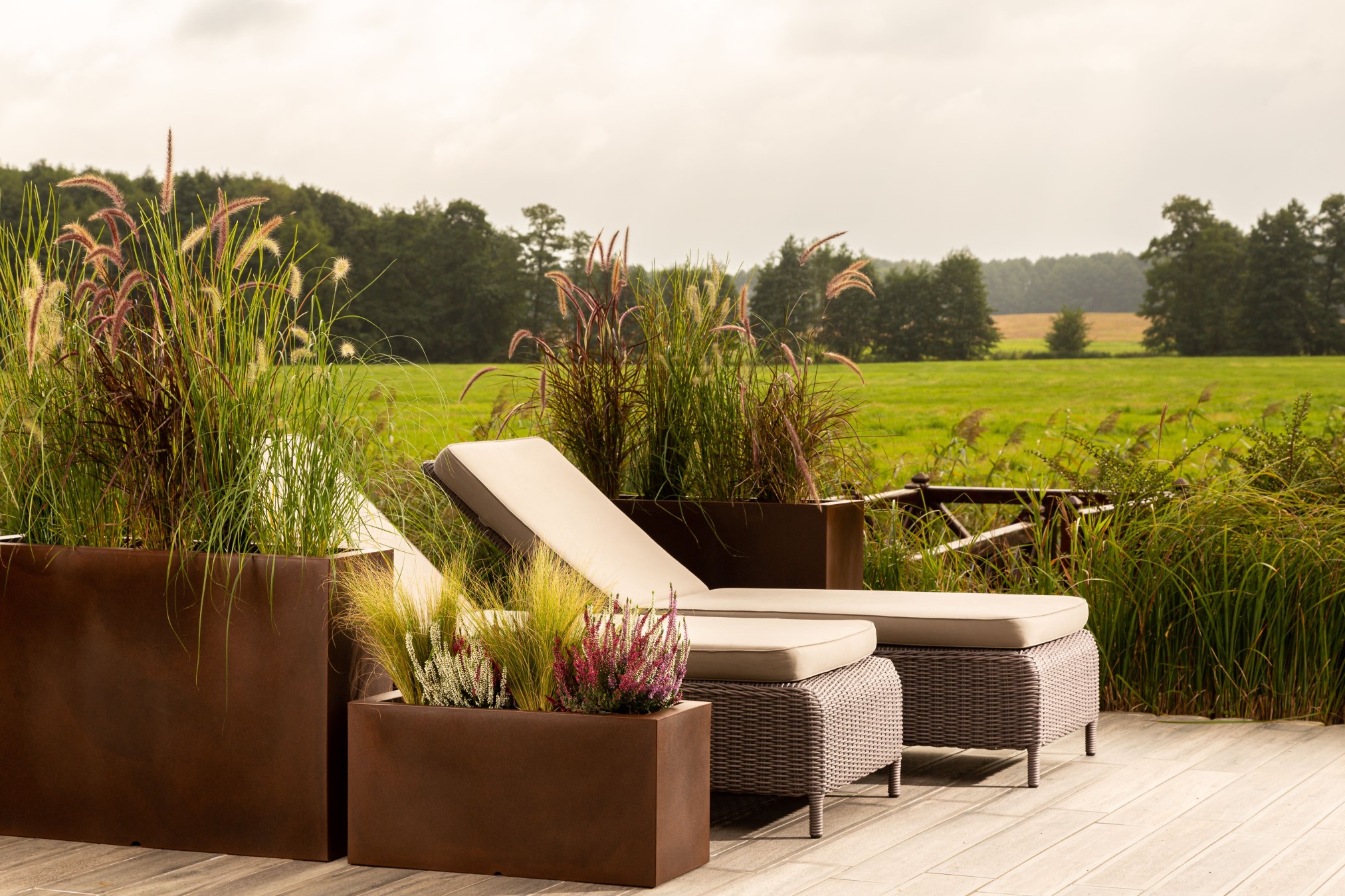 Podłużna prostokątna Donica do ogrodu Monumo Longerino